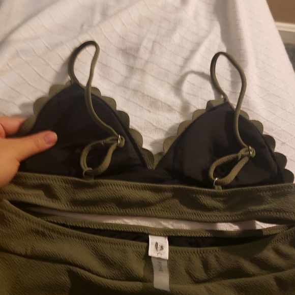 Olive colored bikini - Picture 3 of 3